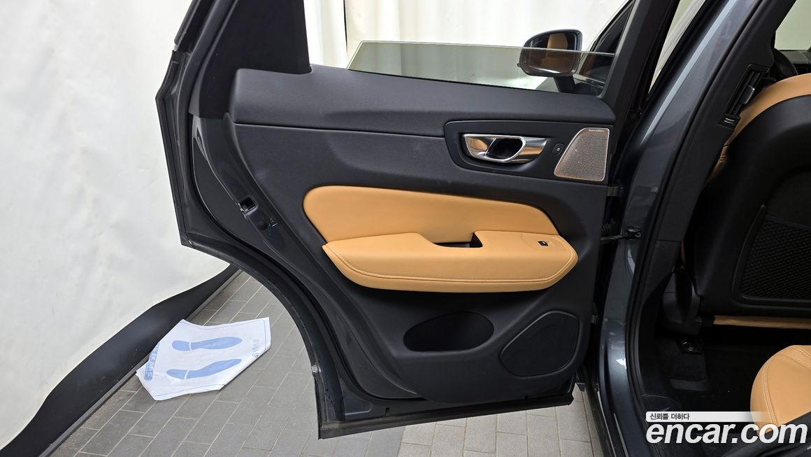 Volvo XC60 2019