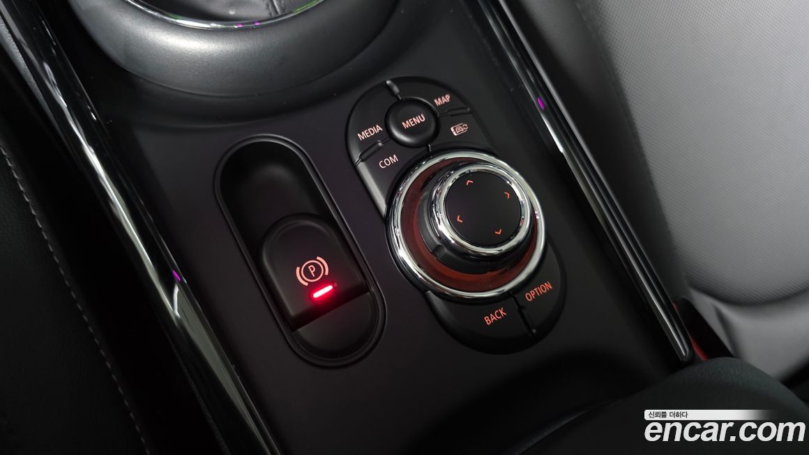 Mini Clubman 2023