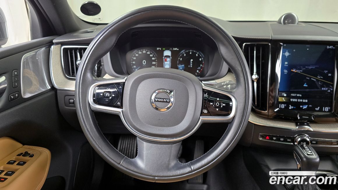 Volvo XC60 2019