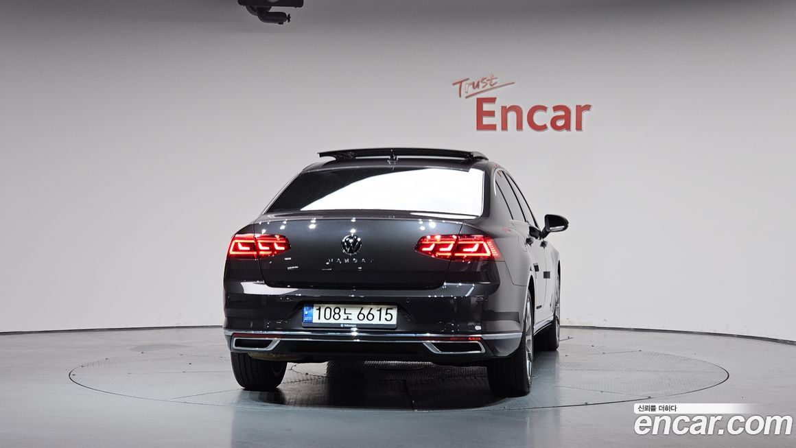 Volkswagen Passat 2022