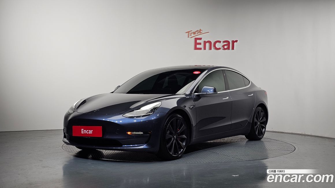 Tesla Model 3 2020