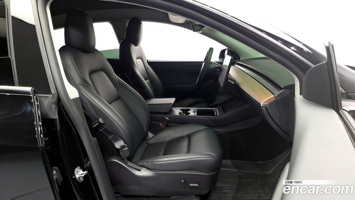 Tesla Model Y 2021