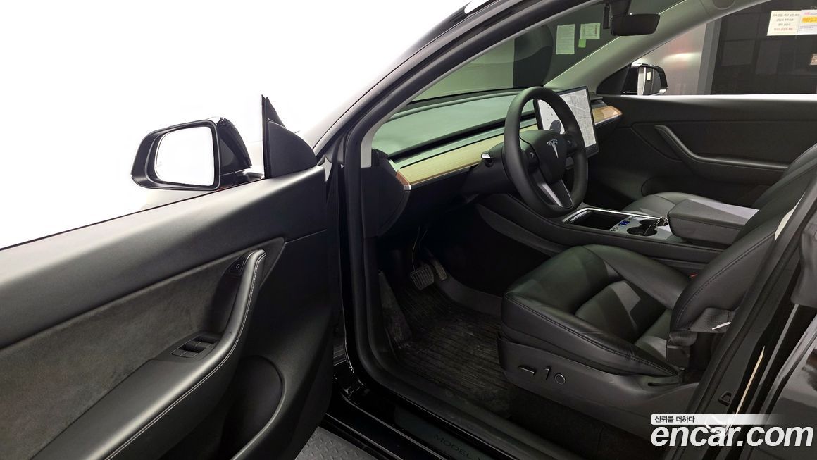 Tesla Model Y 2021