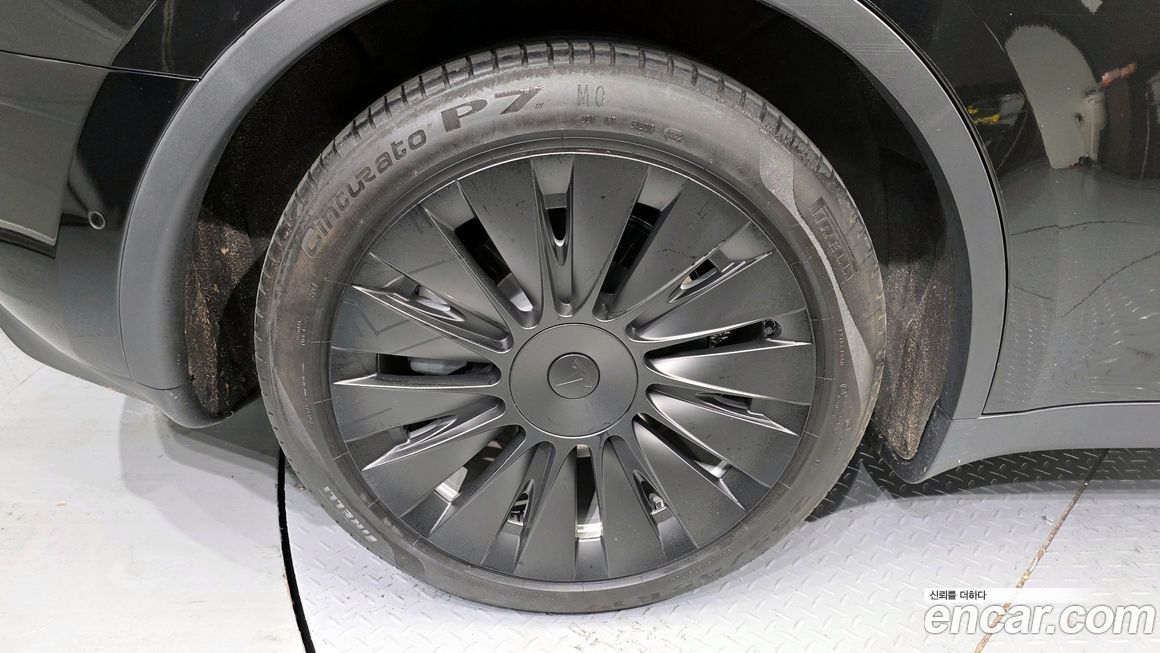 Tesla Model Y 2021