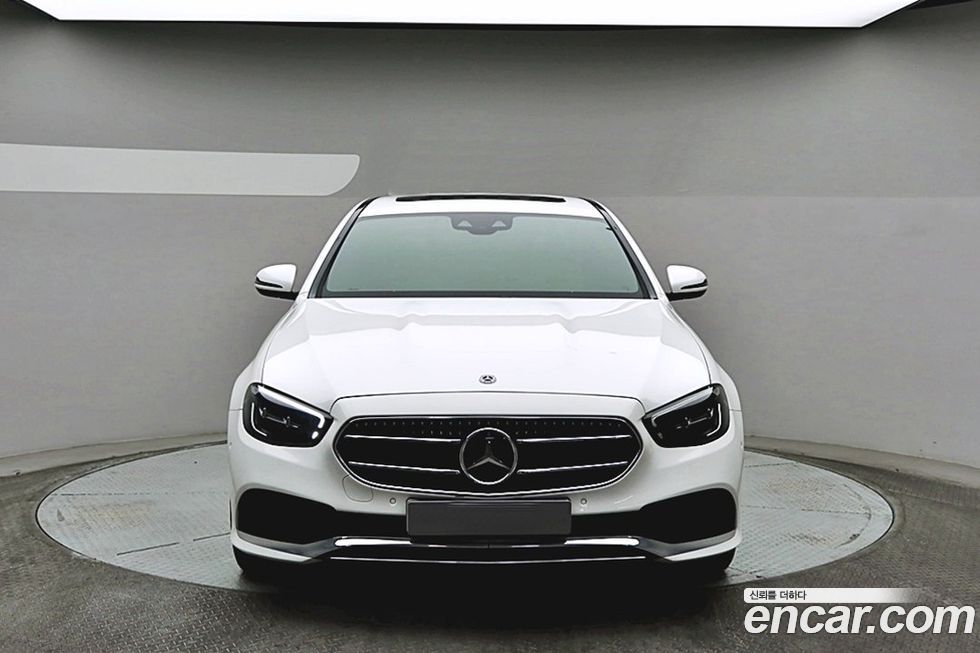 Mercedes-Benz E-Class 2021