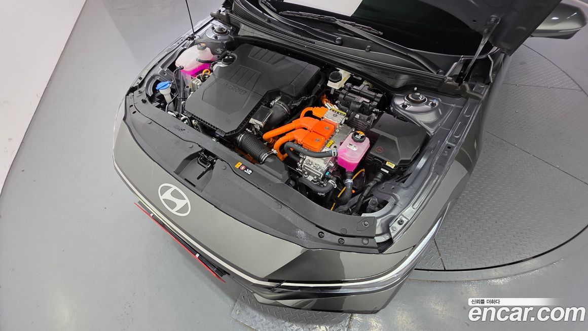 Hyundai AVANTE 2025