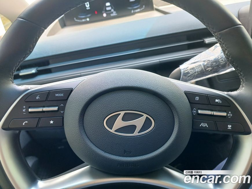 Hyundai Staria 2025