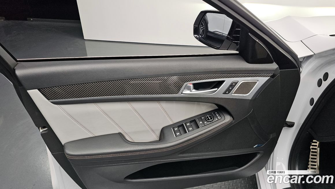 Genesis G80 2019