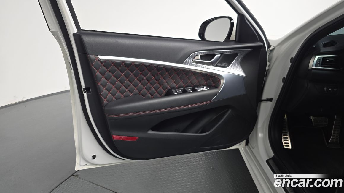 Genesis G70 2021