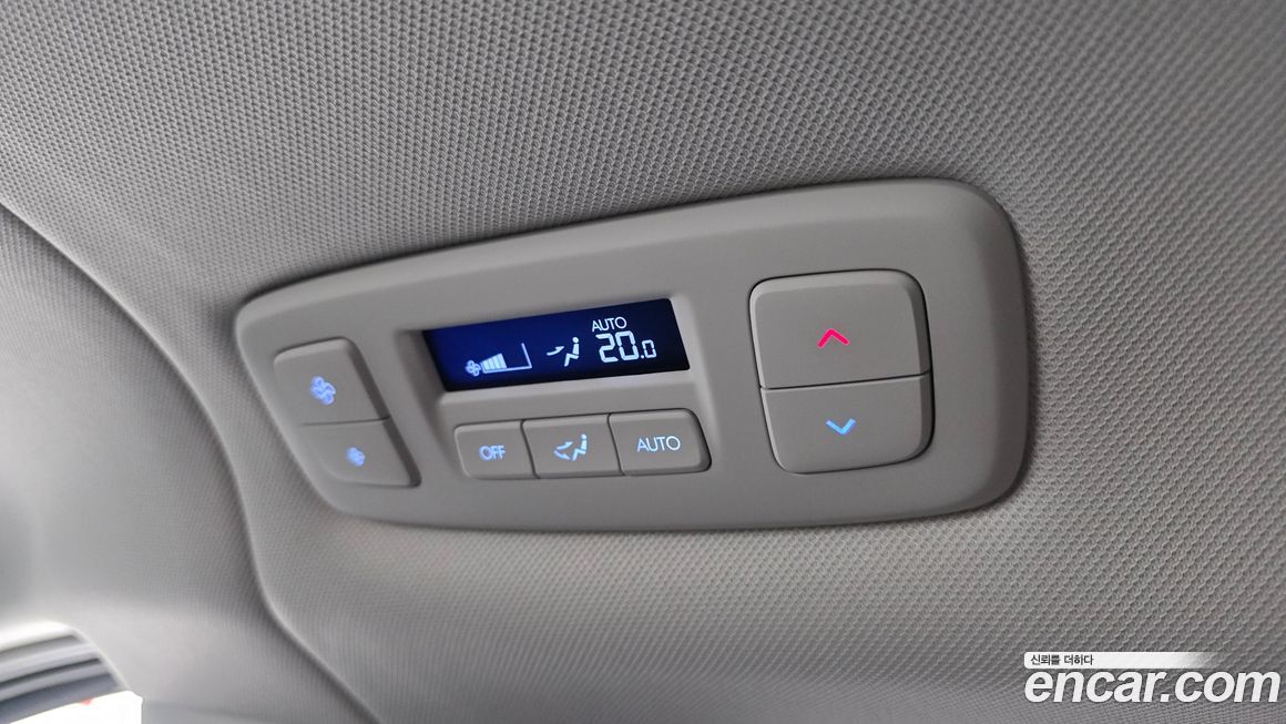 Hyundai Staria 2025