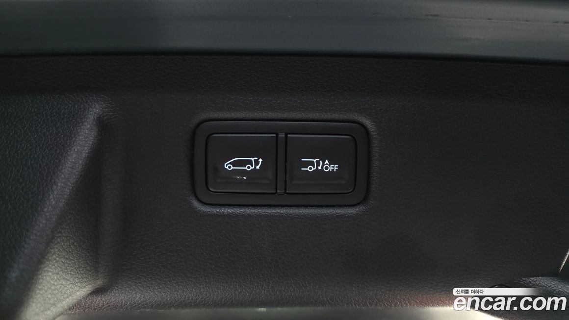Hyundai Staria 2025