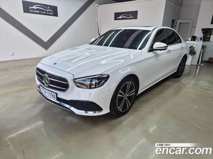 Mercedes-Benz E-Class 2022