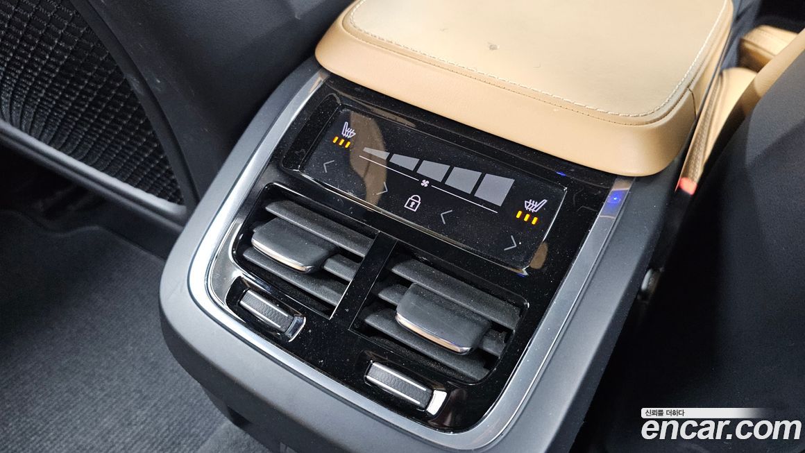 Volvo V90 2021