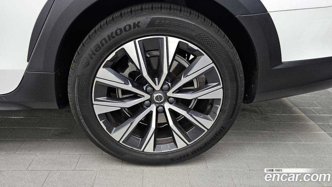 Volvo V90 2021