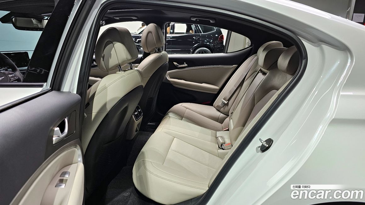 Genesis G70 2021