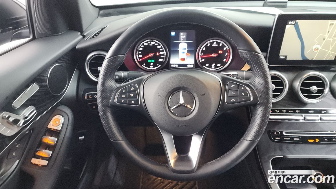 Mercedes-Benz GLC-Class 2019