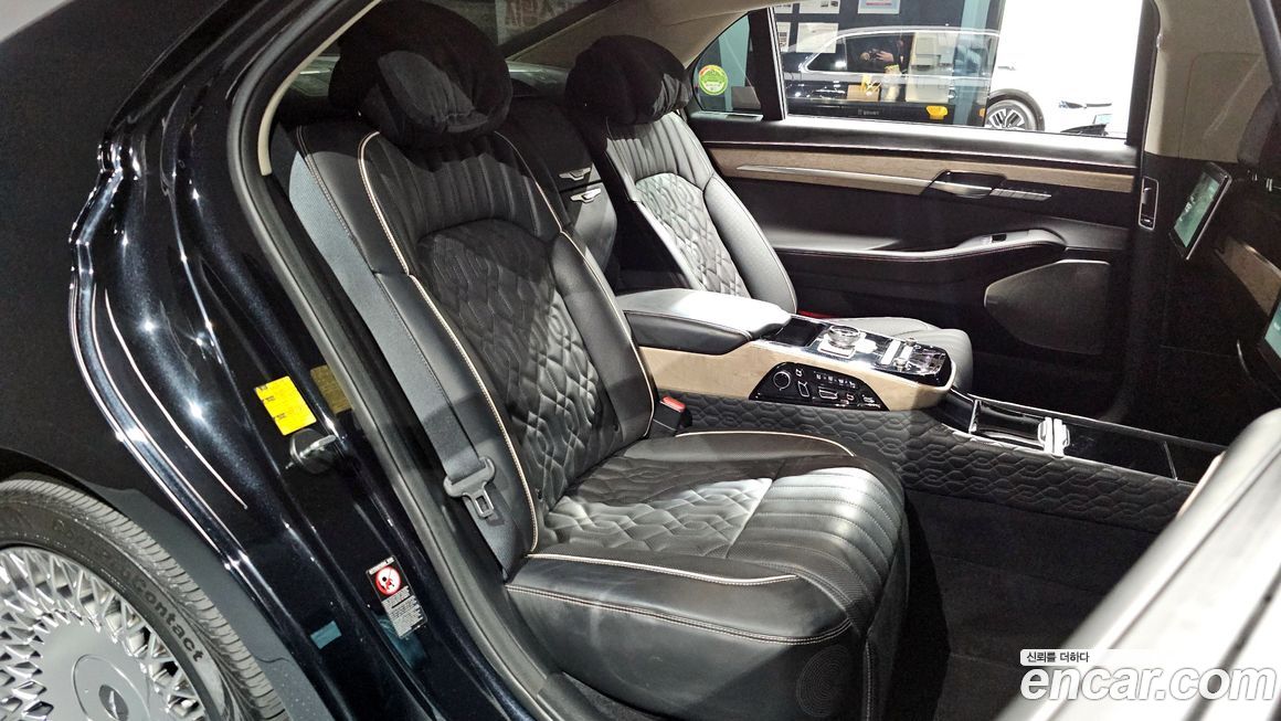 Genesis G90 2020