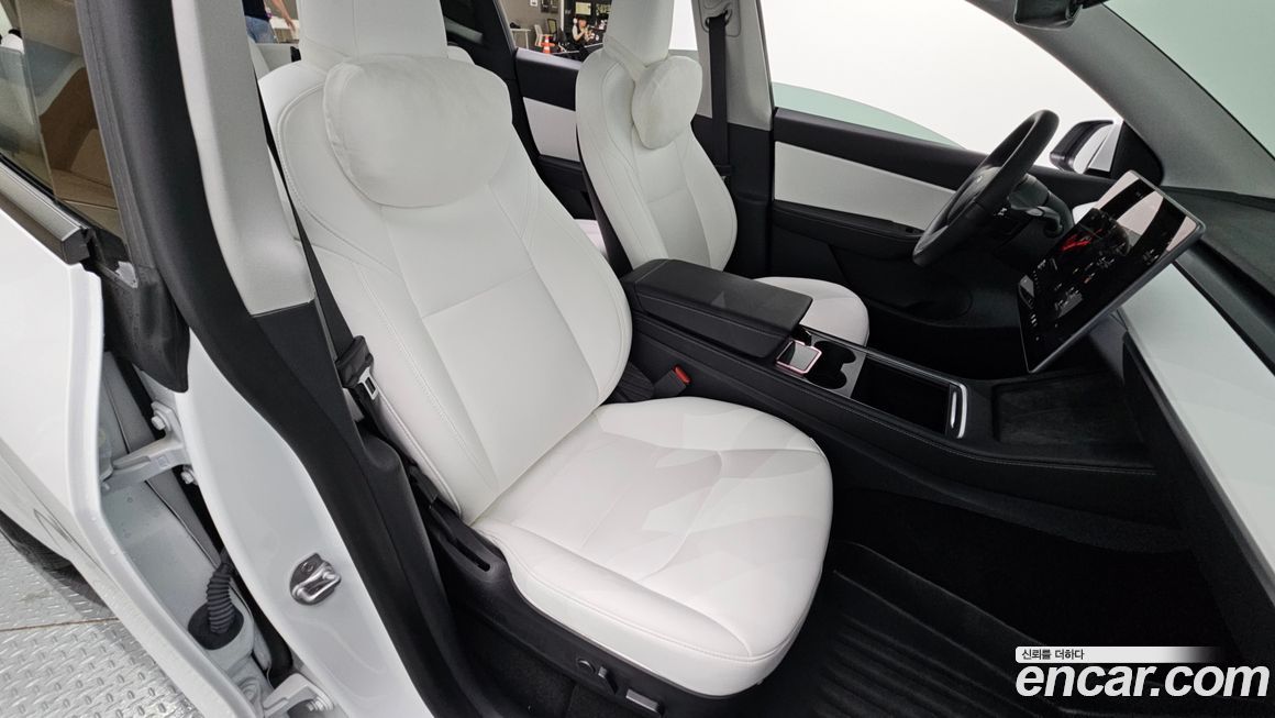 Tesla Model Y 2021
