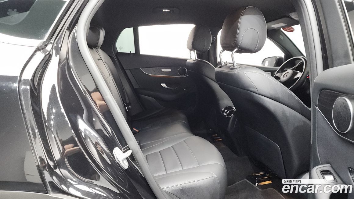 Mercedes-Benz GLC-Class 2019