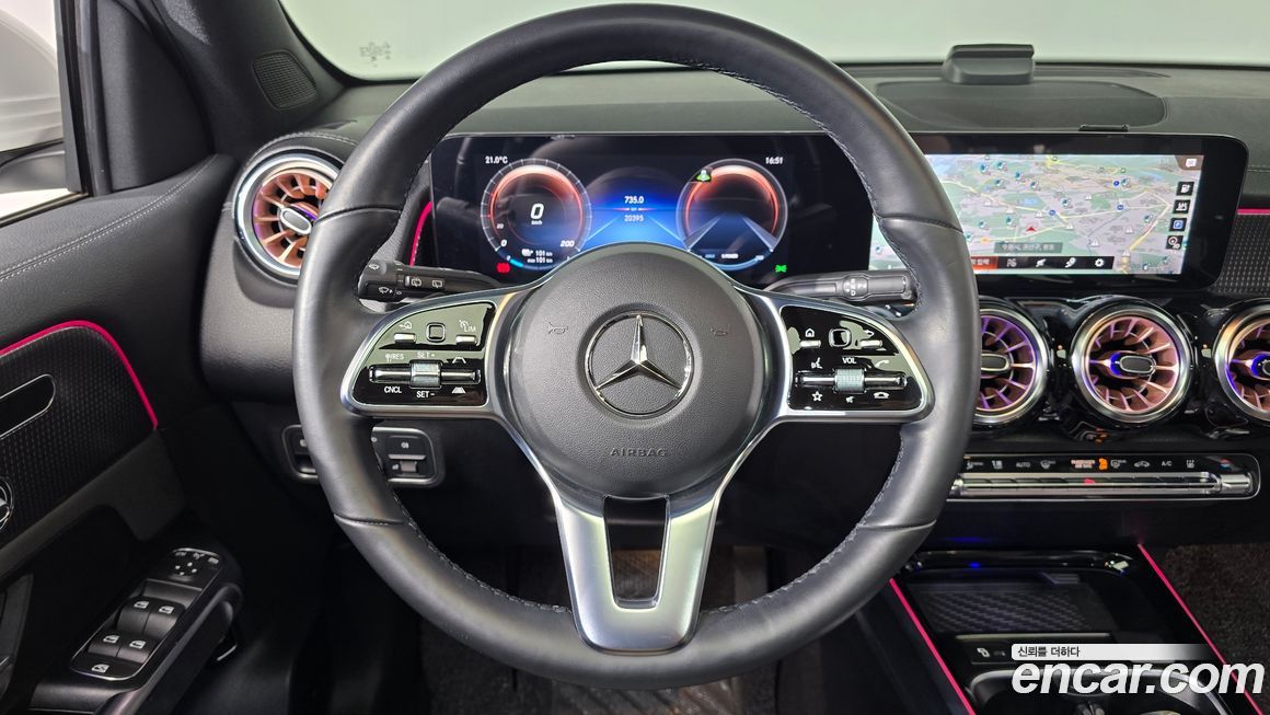 Mercedes-Benz EQB 2024