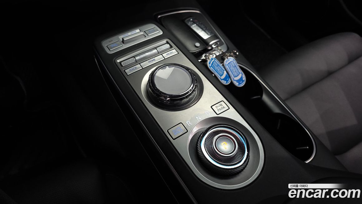 Genesis GV70 2022