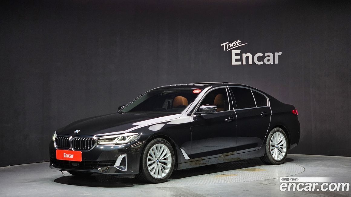 BMW 5-Series 2023