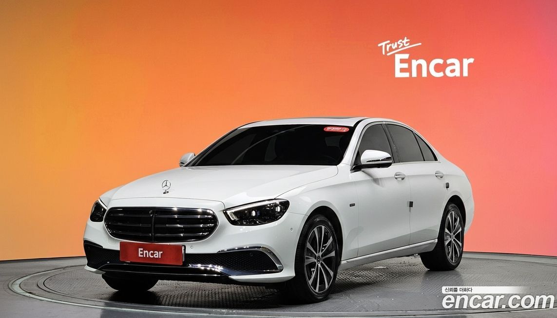 Mercedes-Benz E-Class 2021
