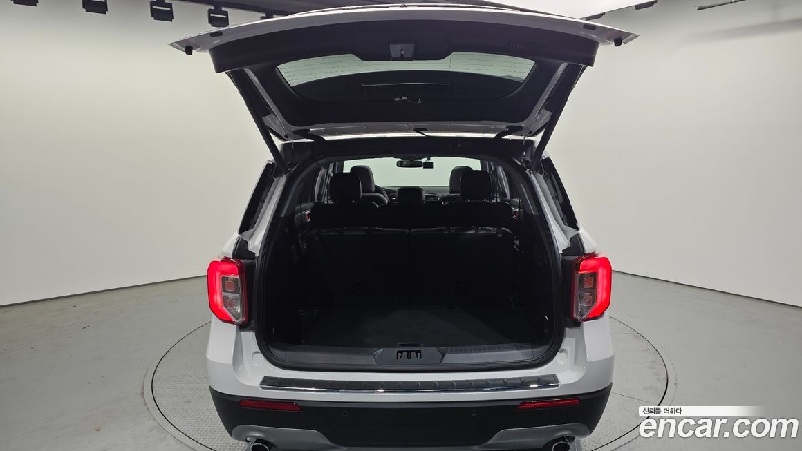 Ford Explorer 2023