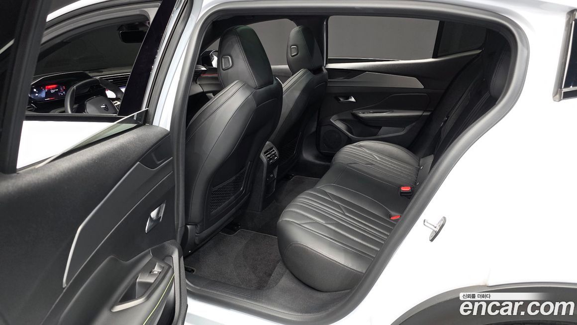 Peugeot 408 2024