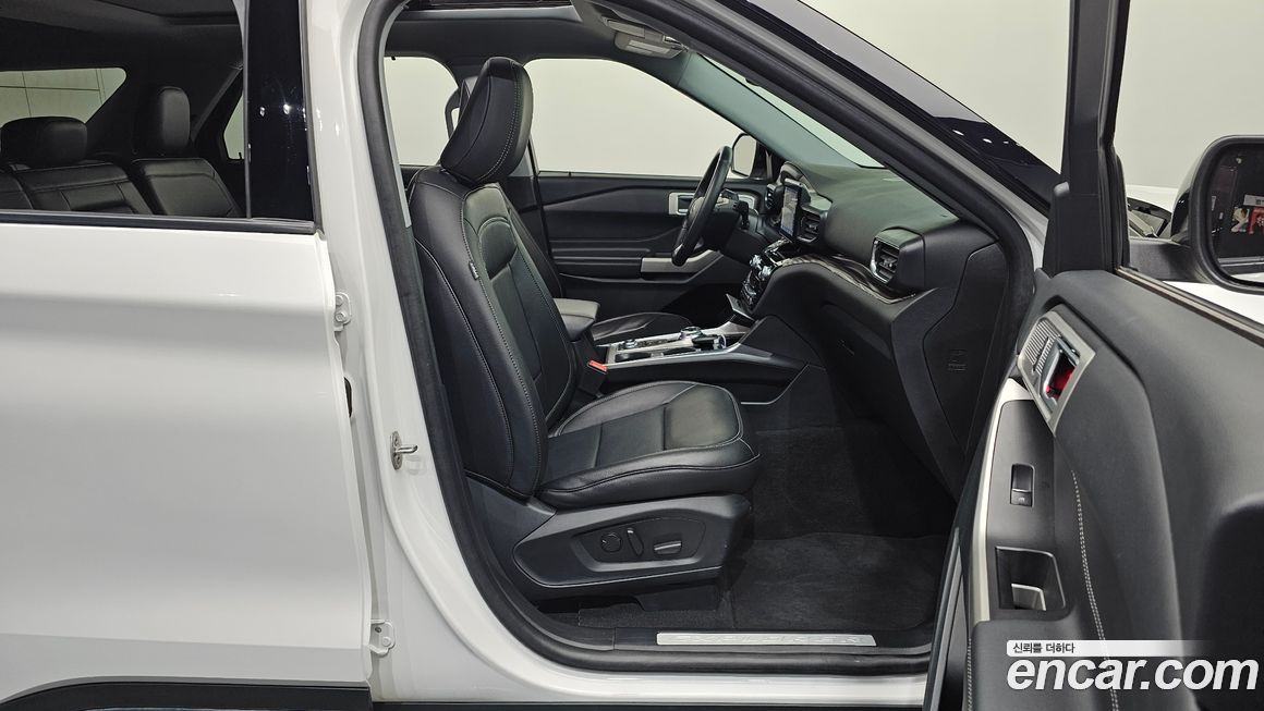 Ford Explorer 2023