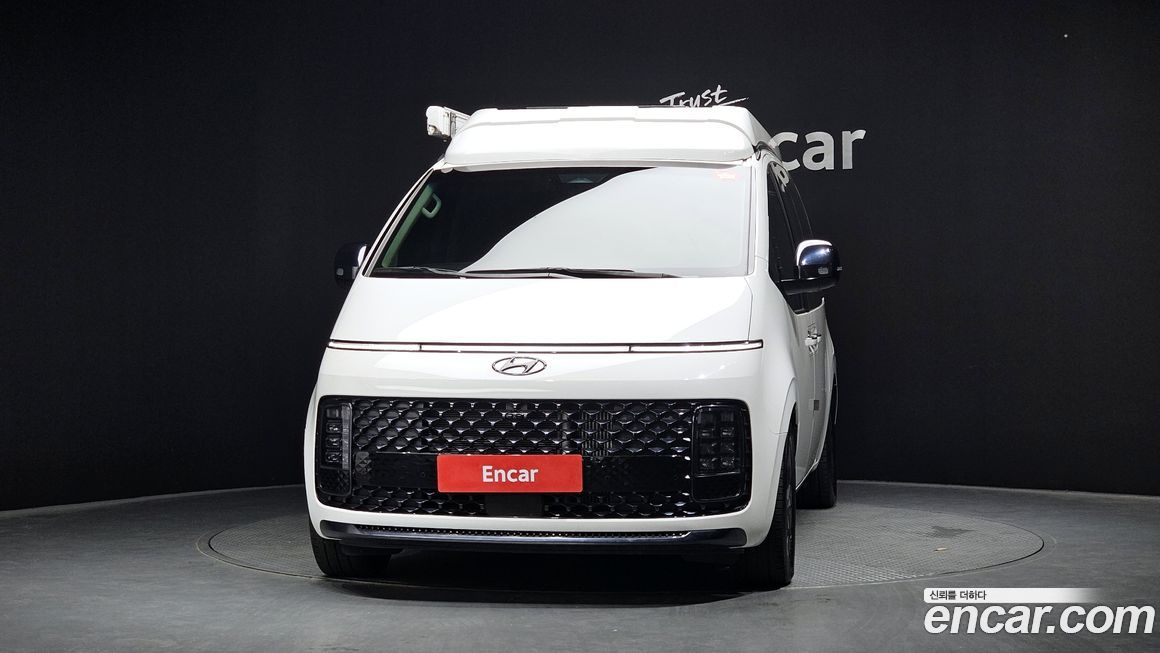Hyundai Staria 2023