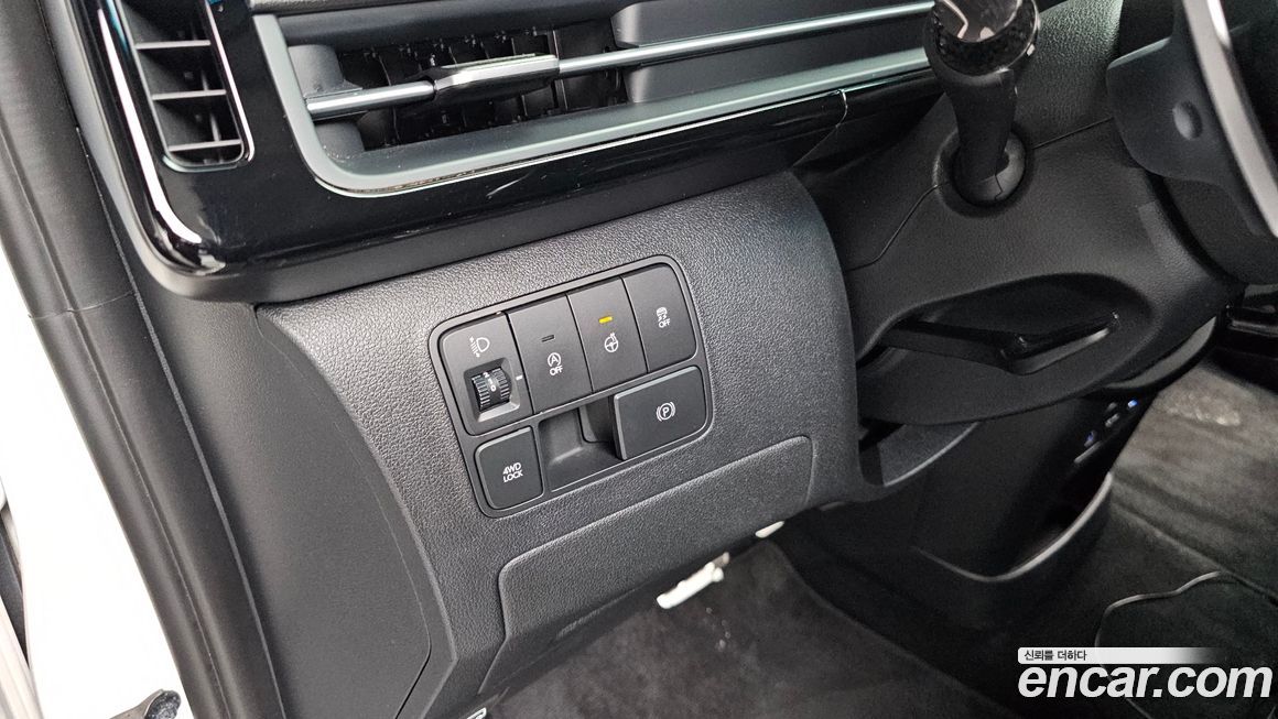 Hyundai Staria 2023
