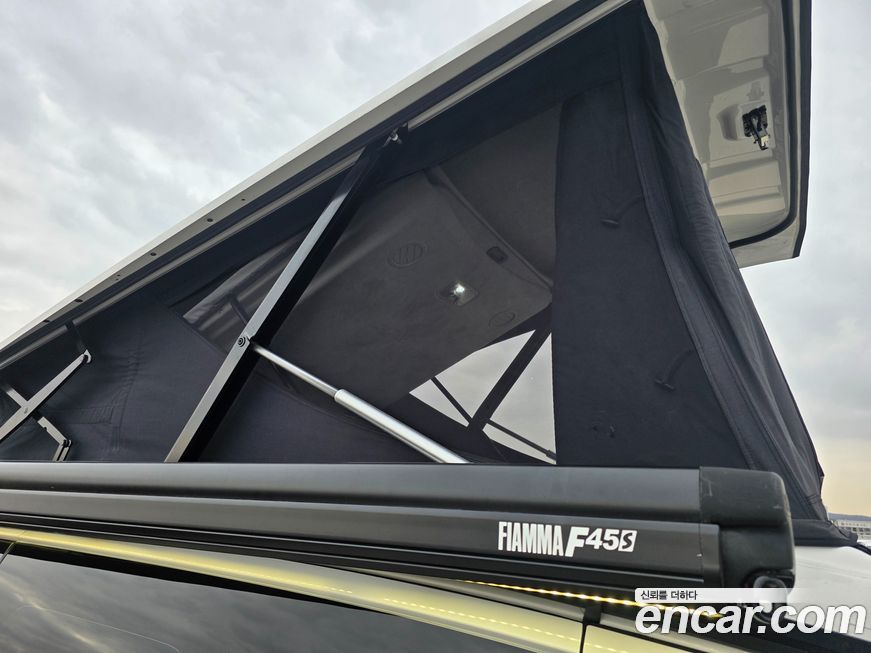 Hyundai Staria 2023