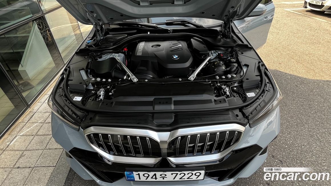 BMW 5-Series 2024