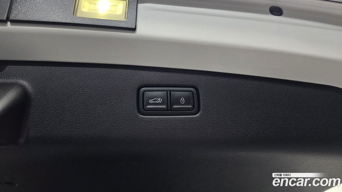 Genesis GV70 2024