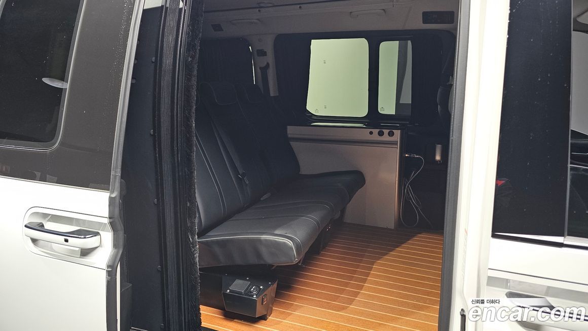 Hyundai Staria 2023
