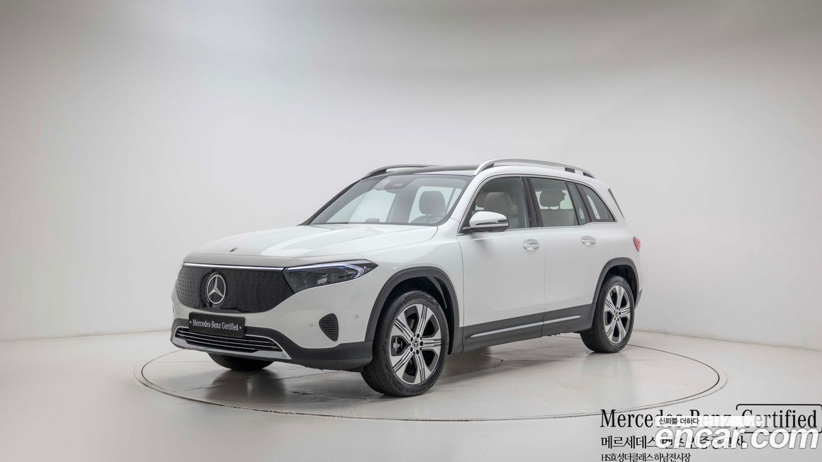 Mercedes-Benz EQB 2026