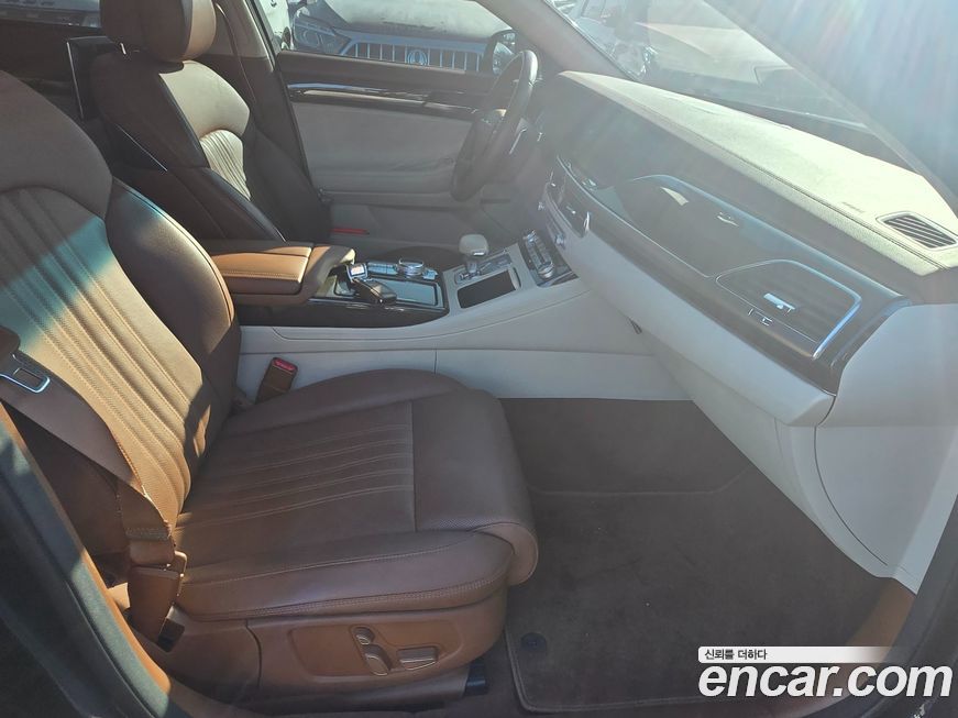 Genesis G90 2020
