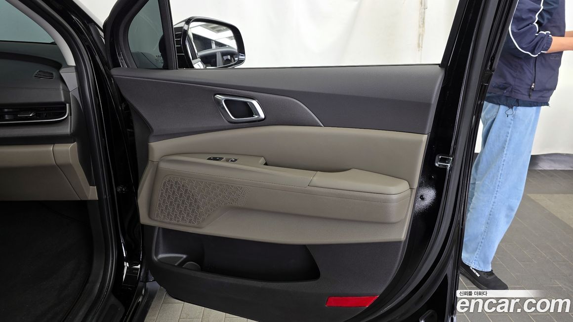 Kia Canival 2025