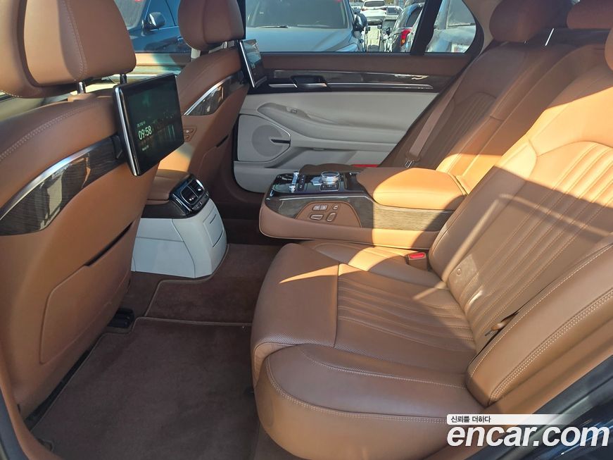 Genesis G90 2020
