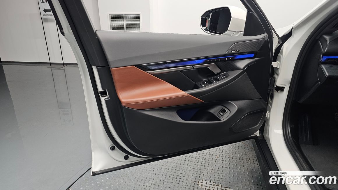 BMW i5 2024