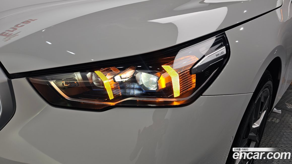 BMW i5 2024