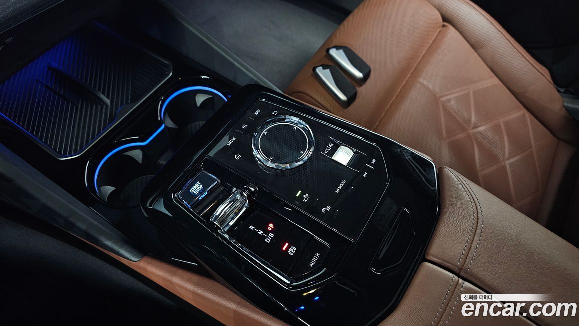 BMW i5 2024