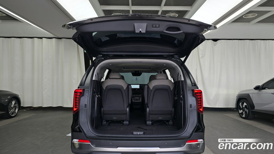 Kia Canival 2025
