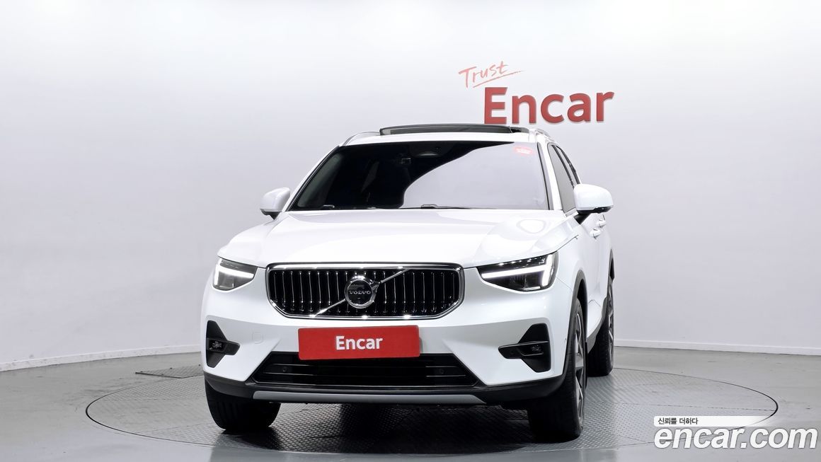 Volvo XC40 2023