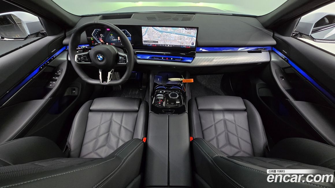 BMW 5-Series 2025