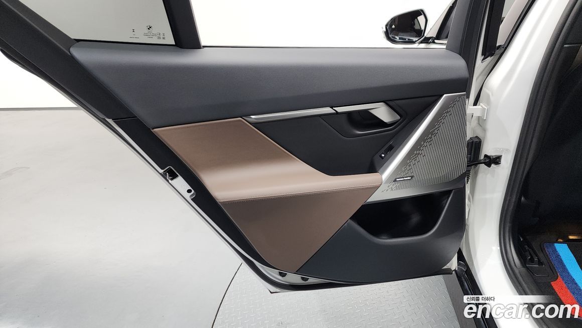BMW 5-Series 2024