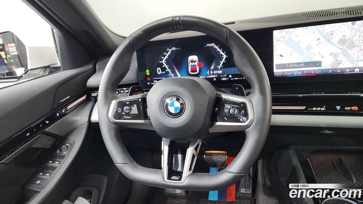 BMW 5-Series 2024
