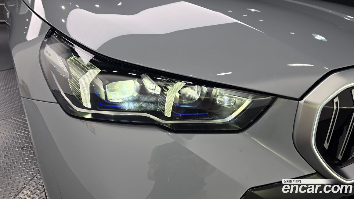 BMW 5-Series 2025