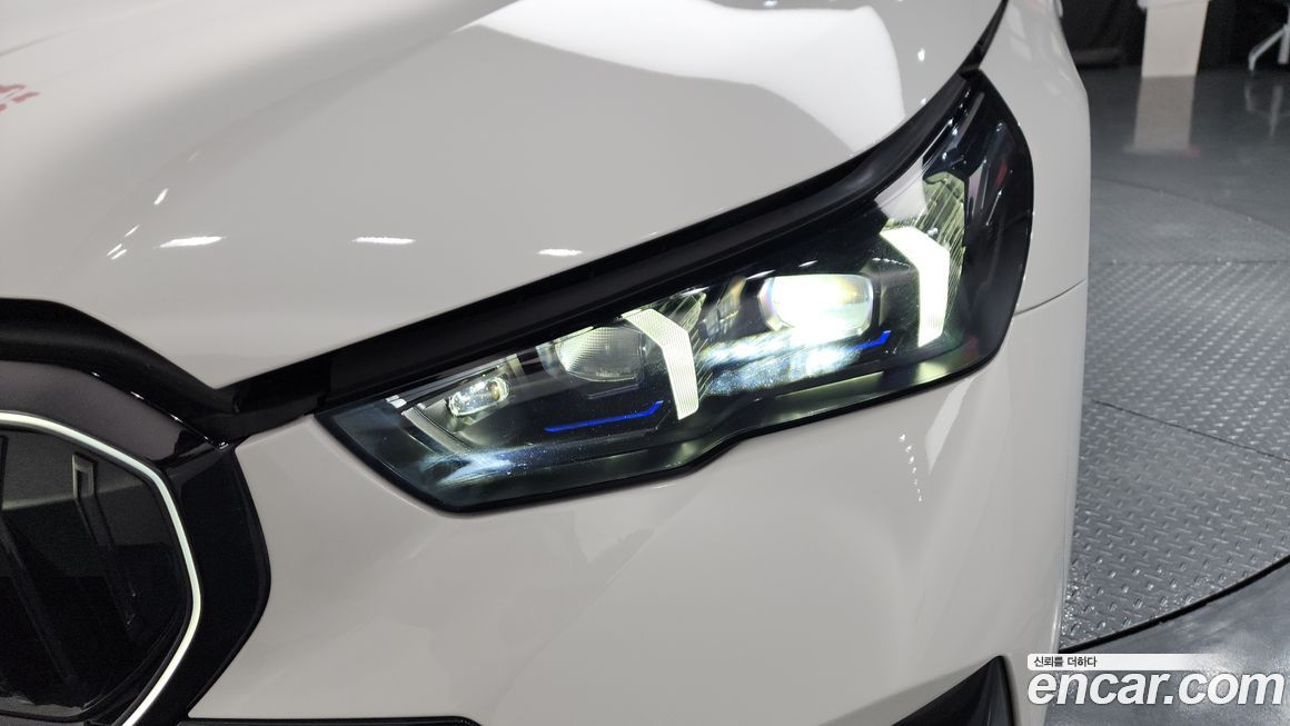 BMW 5-Series 2024